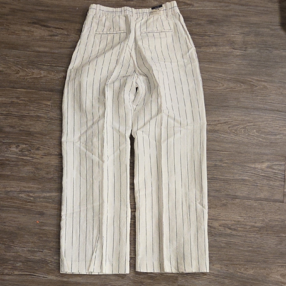 GAP Women's Cream and Black Striped Pantsuit - Picture 4 of 5